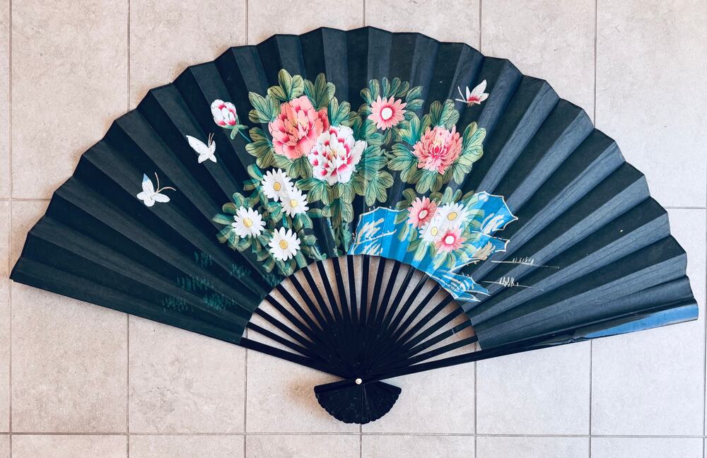 Large Chinese Wall Fan